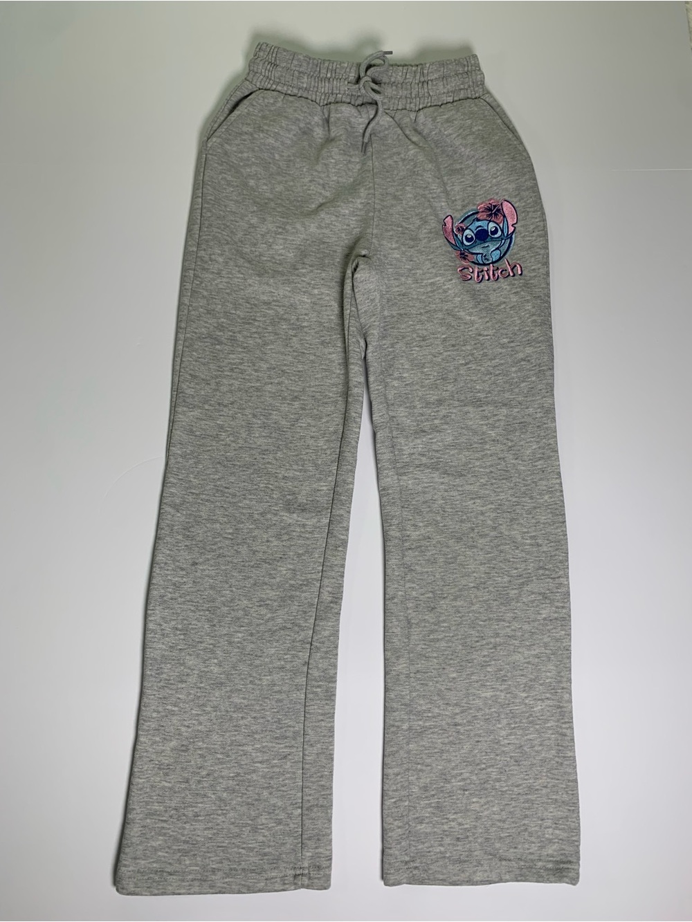 Disney Stitch Embroidered Women’s Medium Sweatpants Gray Lounge Joggers Graphic